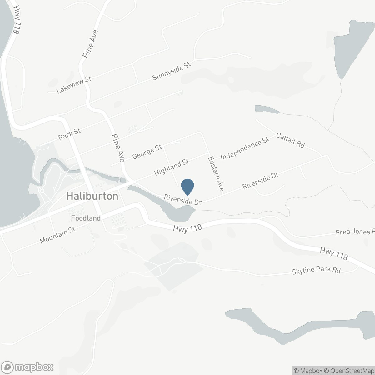 47 RIVERSIDE DRIVE, Haliburton, Ontario K0M 1S0
